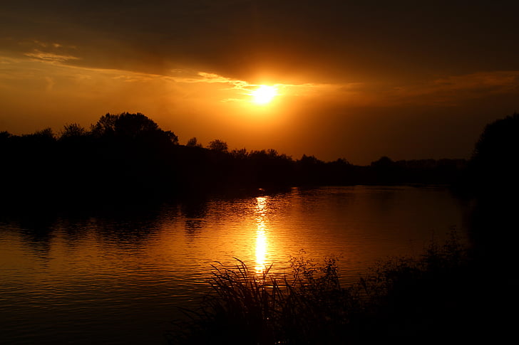 sunset, water, reflection, sun, in the evening, red, silhouette