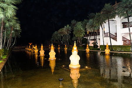 Thailandia, Phuket, Marriott resort di spiaggia, fotografia notturna, luci, acqua, riflessione