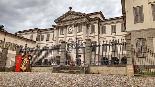Akademie, Bergamo, Galerie