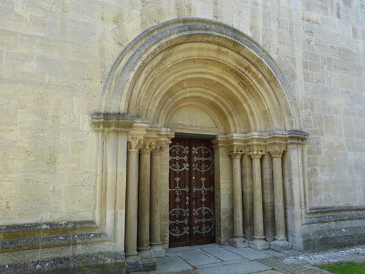 Nhà thờ, Dom, rhaeto romanic, kiến trúc Roman, phong cách kiến trúc, trong lịch sử, thời Trung cổ
