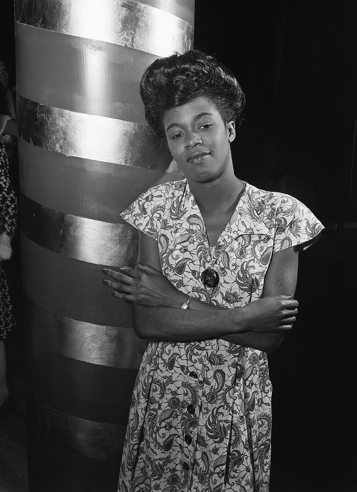 Sarah vaughan, stående, Jazz-sanger, African-American, 1924-1990, Jazz musikksjanger, Bebop