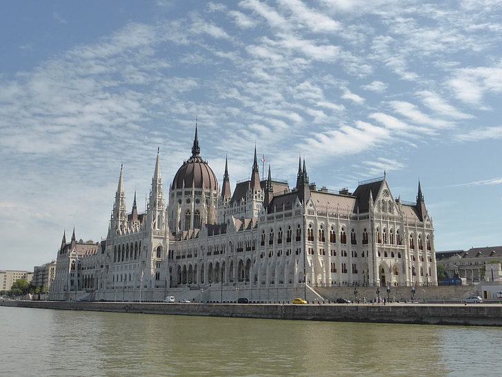 Budapest, Parlamendi, Doonau