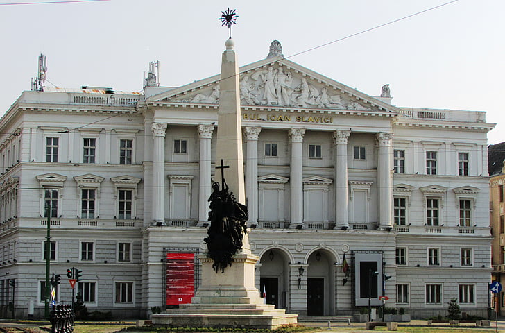 State theatre, Arad, Transsylvanien, Center, statue, historiske, kunst