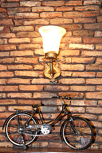 bicicleta, projeto, criatividade, parede de tijolo, lâmpada