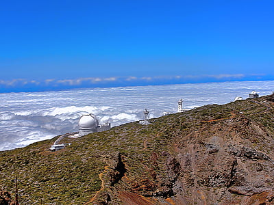 Roque de los muchachos, astrofizikçi, Palmiye Adası, Kanarya Adaları, bulutlar, dağlar, manzara