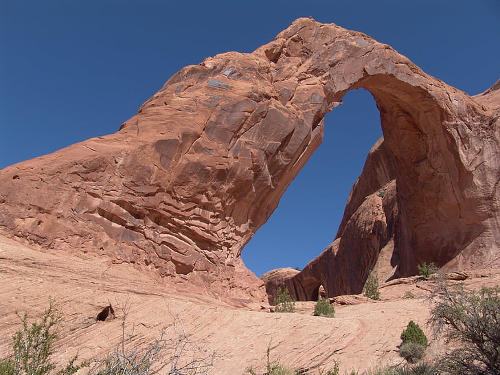 corona arch, moab, utah, stone arch, erosion, sandstone, eroded