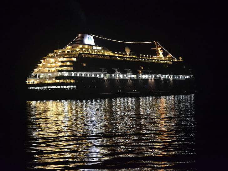 refleksje, statek wycieczkowy, wody, Ocean, noc, podświetlane, Crystal symphony