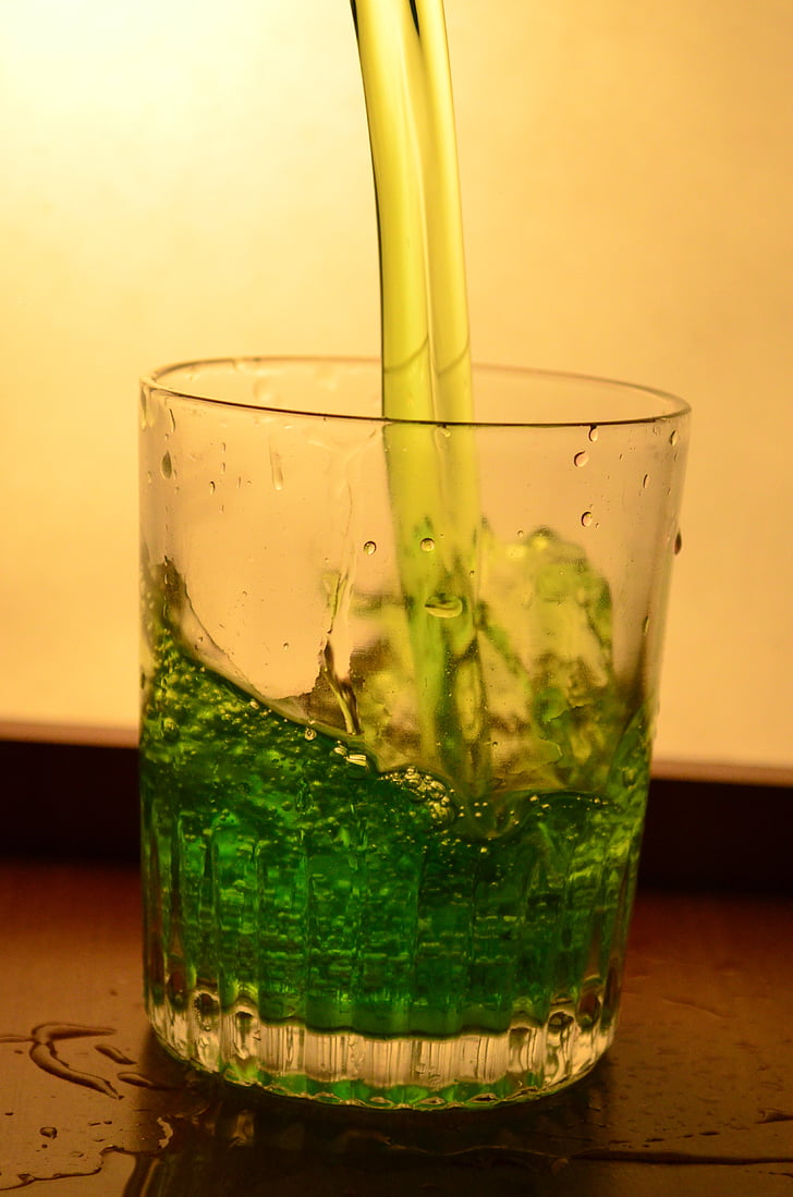 tekočina, zelena, steklo, splash, lije, alkohol, pijača