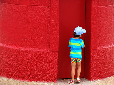 child, red, wall, play, game, hiding, outdoors