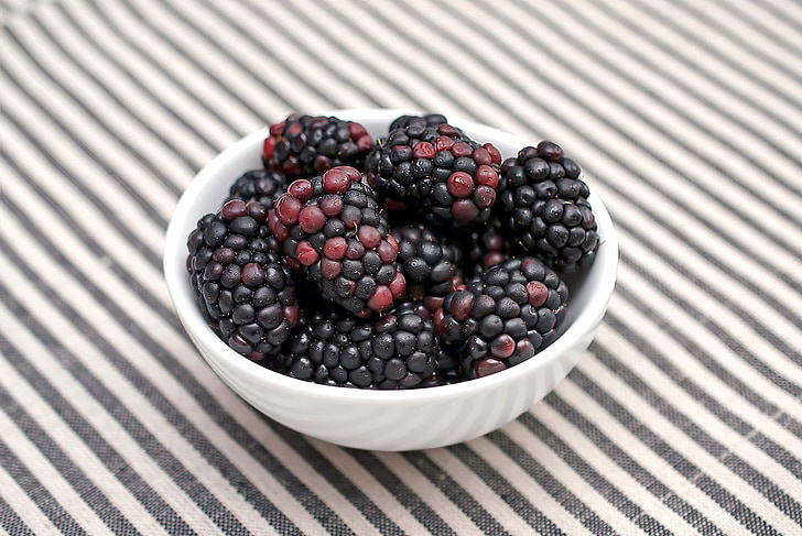 blackberries, fresh, fruit, tasty, juicy, healthy, delicious
