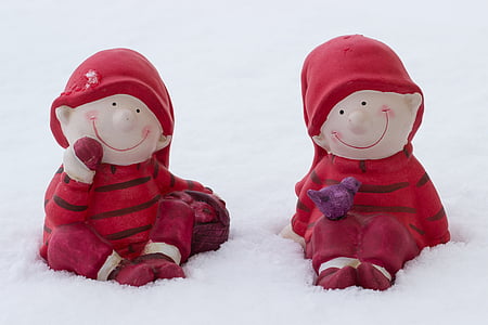 enfants dans la neige, figures dans la neige, hivernal, hiver, neige, décoration, IMP
