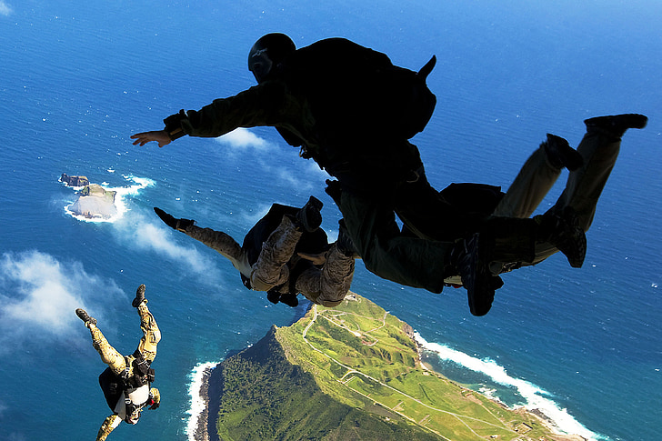 paracaigudes, paracaigudisme, paracaigudisme, saltant, formació, militar, paràgraf-rescatadors