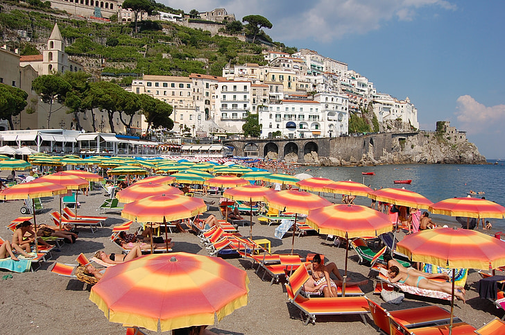 paplūdimys, Italija, skėčiai nuo saulės