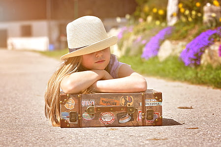 humana, criança, menina, chapéu, bagagem, estrada, sol