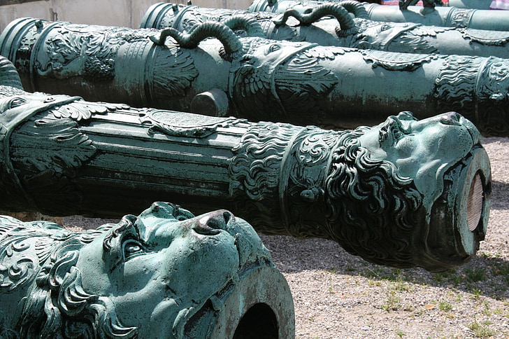 cannon, ingolstadt, parade ground, lion head, museum