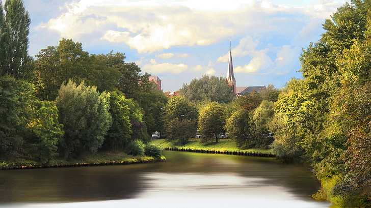 Lübeck, St matthäi, céu, árvores, canal, nuvens, Igreja