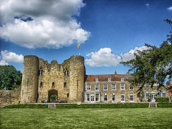 Tonbridge castle, Kent, Inggris, bersejarah, Landmark, Taman, pohon