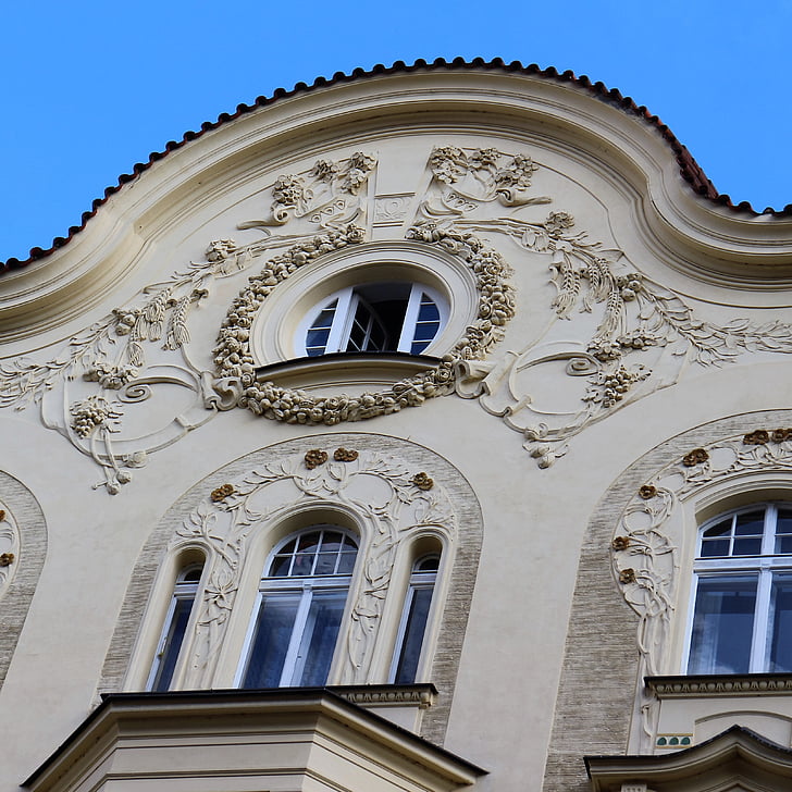 Praha, art nouveau, fasáda, okno, o