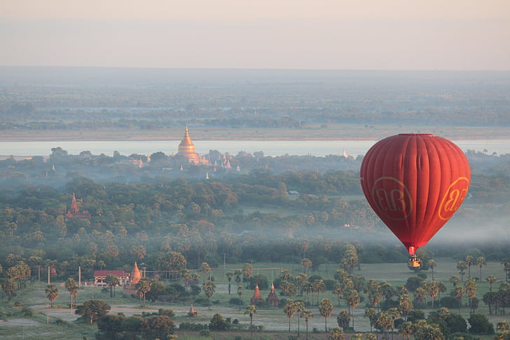 baloni virs bagan, karstā gaisa balons braukt, Bagan, karstā gaisa balons, Mjanma, pagoda, karstā gaisa balons braucieni