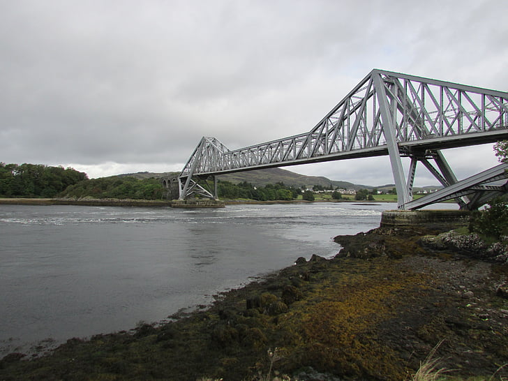 connel, tilts, Skotija, dzelzs tilts, tērauda tilts, upes tilts, upes posmu