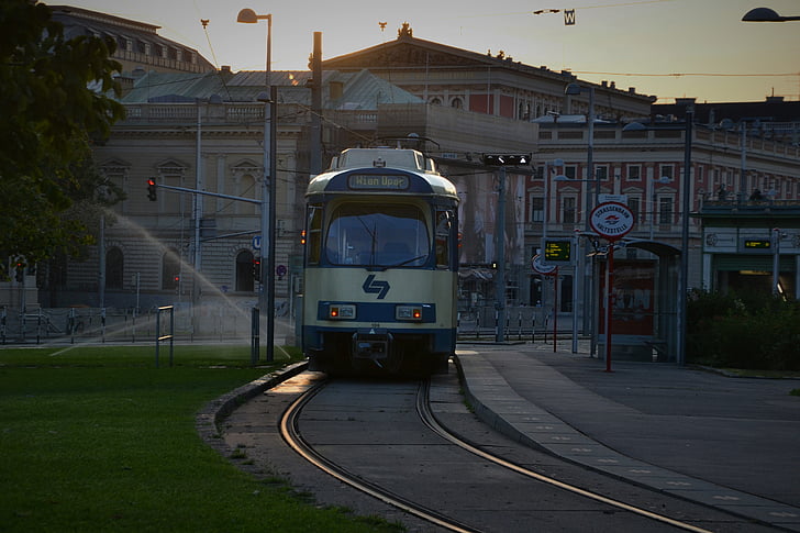 Wenen, tram, straatbeeld, centrum, stadsgezicht, atmosferische, morgenstimmung