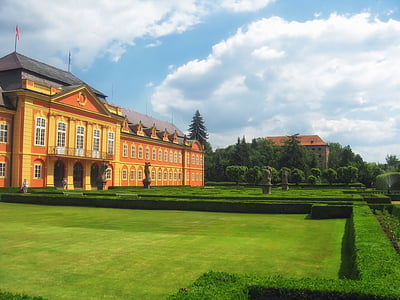 Dobris, Češka Republika, palača, dvorac, nekretnine, dvorište, arhitektura