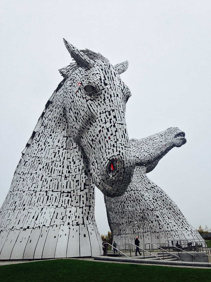 kelpies, Helix, Falkirk, hest-head skulpturer, elven carron, Skottland, Andy scott