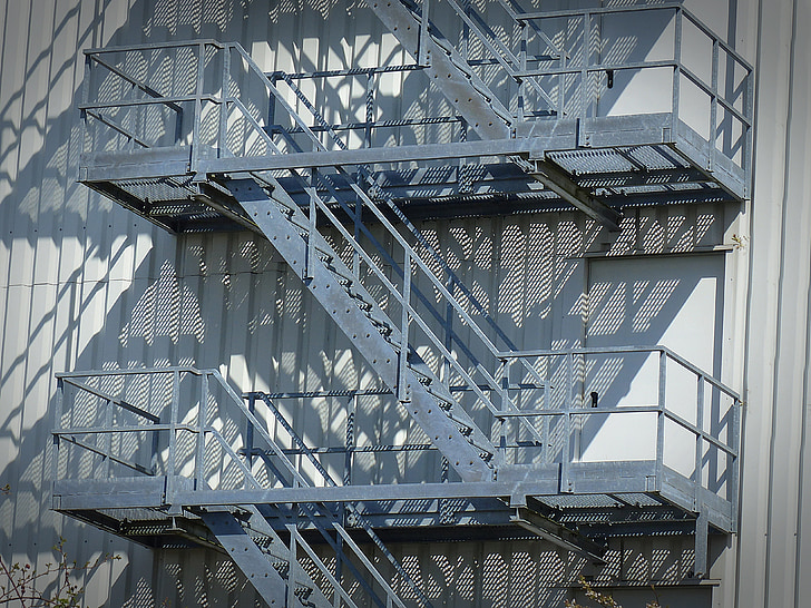 laiptai, evakuacijos kelias, metalo, plieno, laiptų apdaila, Avarinės kopėčios, saugumo