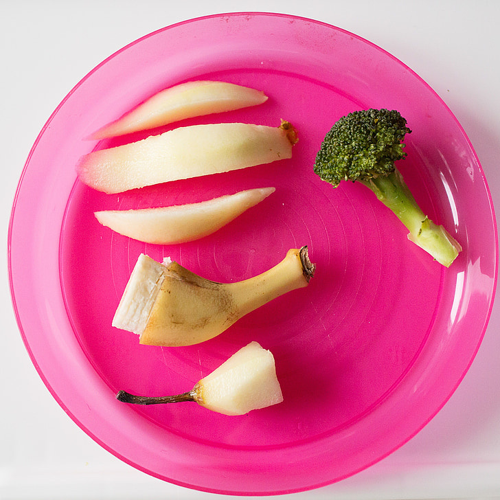broccoli, pear, banana, pink plate, baby food, fruit