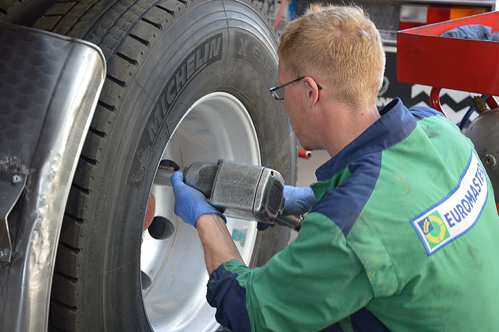 tire repairer, tire mounting, work, repairing, mechanic, tire, service
