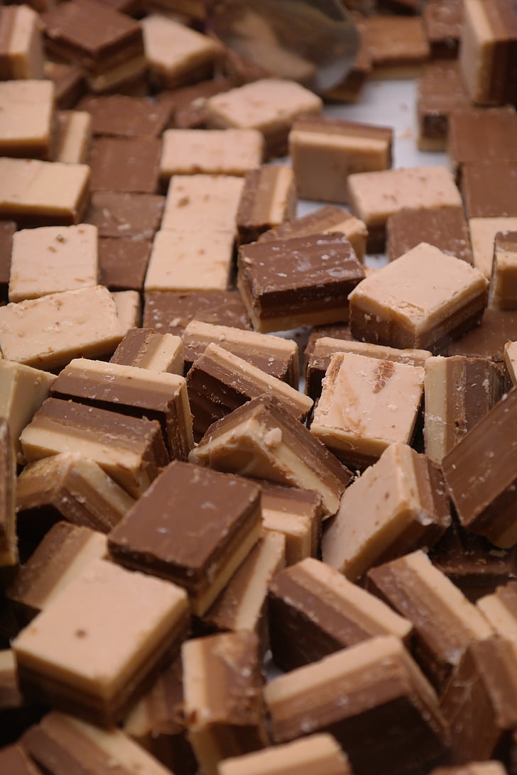 vrstva nugát, Nugát, Nugát rohy, Čokoláda, cukrárske výrobky špecialitách, cukrárske výrobky, tuk