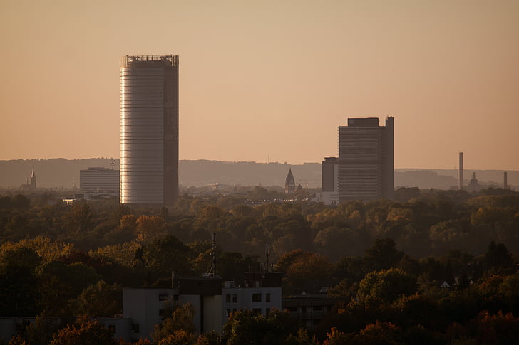 Bonn, Torre de Bonn, eugen largo, rascacielos, al atardecer, Crepúsculo, sol de la tarde