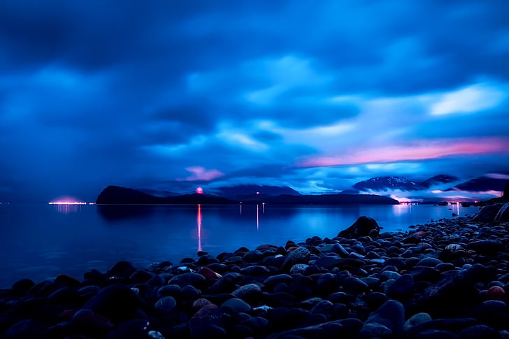 Juneau, Aljaška, Západ slunce, soumraku, obloha, mraky, hory