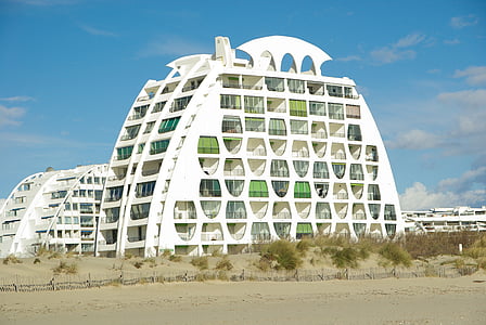 modernās arhitektūras, Francija, pludmale, Monpeljē, La grande motte