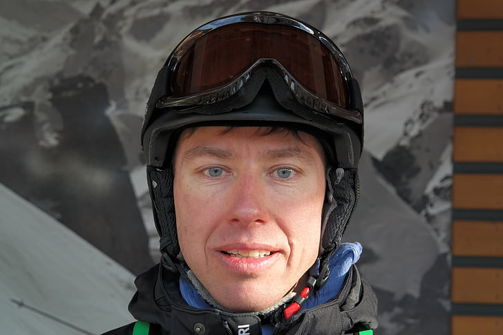 skiers, man, exhausted, tired, winter sports, face, portrait