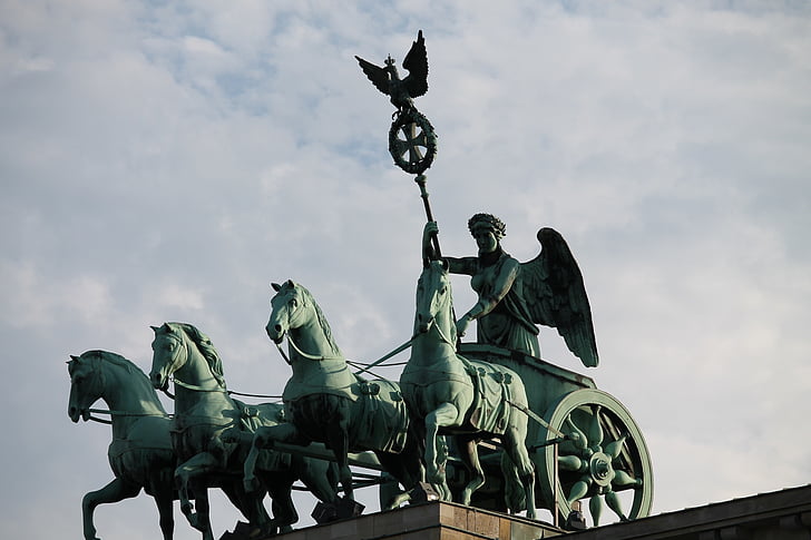 Quadriga, Berlín, punto de referencia, Alemania, puerta de Brandenburgo, caballo, estatua de