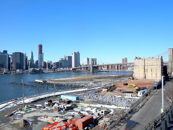 byggarbetsplats, Brooklyn bridge park, strandpromenaden, floden, new york city, Manhattan, Skyline