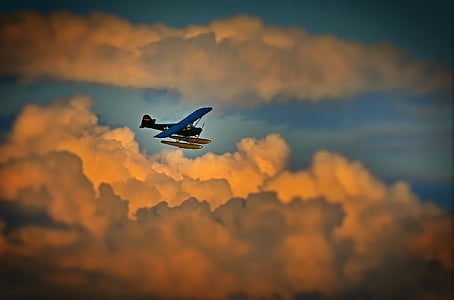 Deniz uçağı, bulutlar, gökyüzü, Renkler, Québec