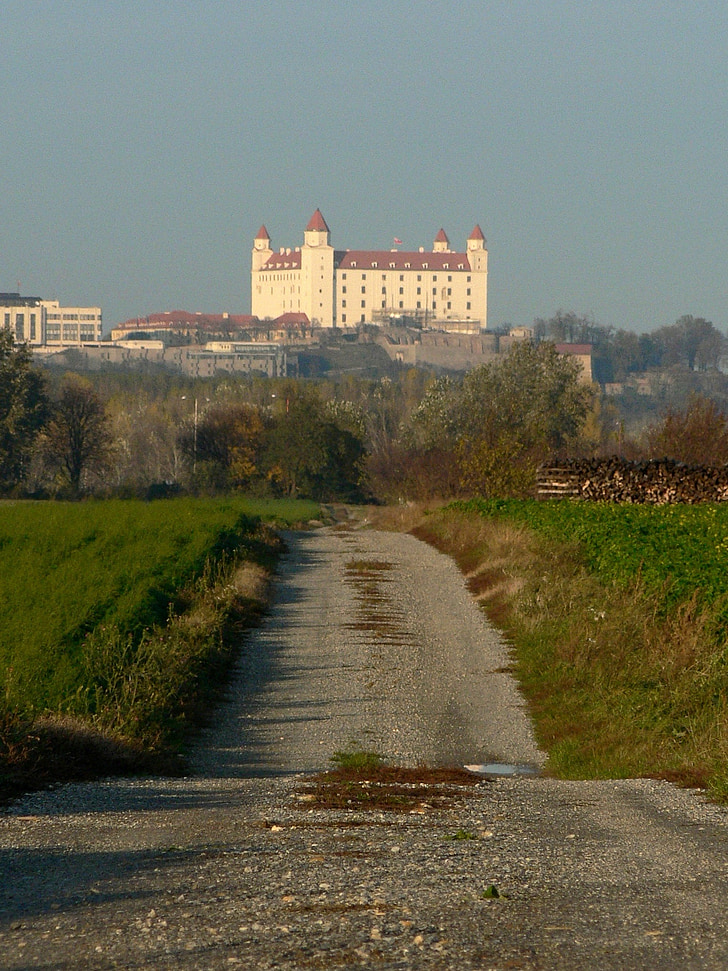 slovakia, castle, bratislava, feelings, city, path, field