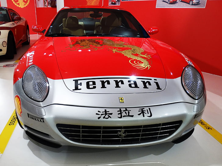 Auto Ferrari, Rennwagen, Sport Auto, rotes Auto