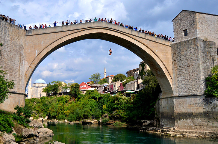 Mostar, jembatan tua, Bosnia dan Herzegovina, Pariwisata, Warisan, Eropa, perjalanan