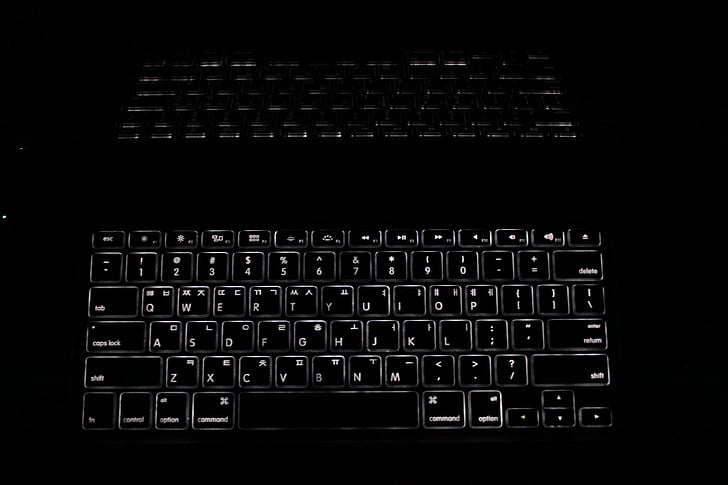 keyboard pro, macbook pro, laptop, keyboard, reflections, lighting
