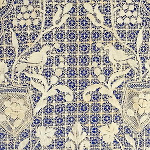 Maltesisk-side, lavet i silke, 1800-tallet, hvid, garn, strikket stof