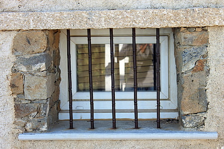fenêtre de, vieux, maison, façade, barres, mur