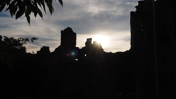 ROM, Castle, vissza a fény, tönkre a philippe de cabassolle, burgruine, Fontaine-de-vaucluse, Franciaország