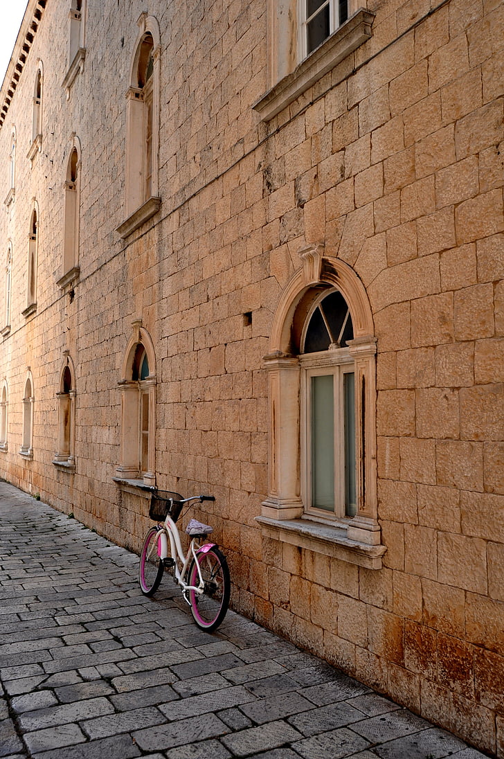 dviratis, dviratis, Trogiras, Kroatija, Europoje, Dalmatija, Architektūra