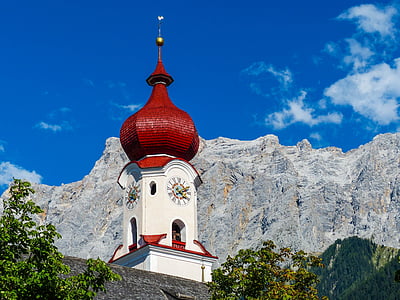 a HL plébániatemplom, Catherine, templom, Ehrwald, Zugspitze, hegyek, csúcstalálkozó