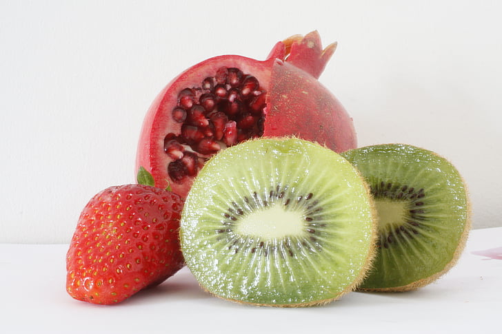 granatæble, Kiwi, jordbær
