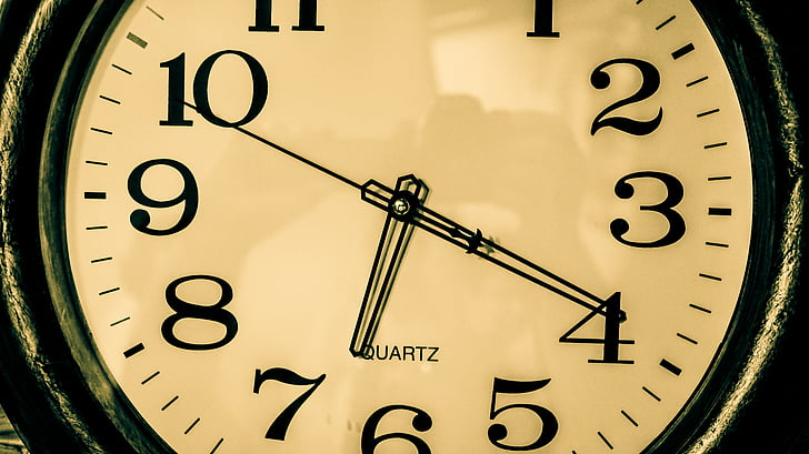 veure, temps, rellotge despertador, punters, pas del temps, monocrom, xifres romanes