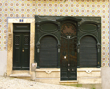 puerta, puerta vieja, entrada de la casa, madera, cerrado, candado